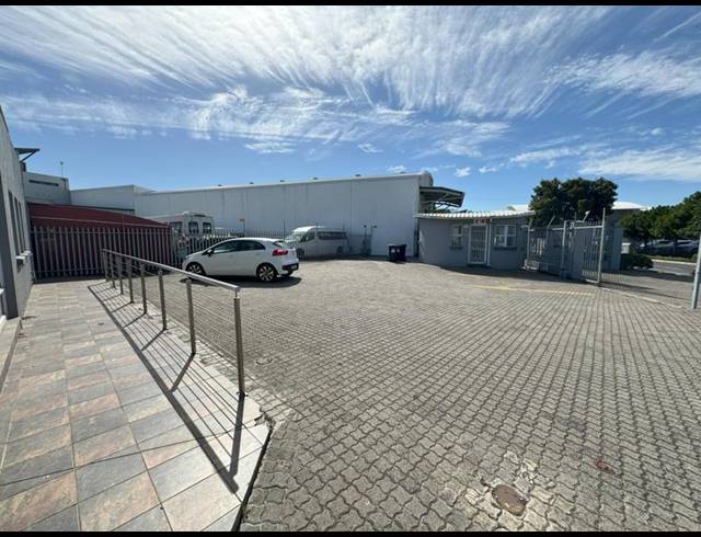 INDUSTRIAL FOR SALE IN AIRPORT INDUSTRIA